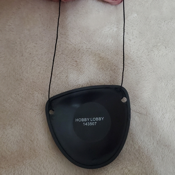 Pirate Costume Sz 4/5, 4 Pieces Very Good Condition - Picture 10 of 13